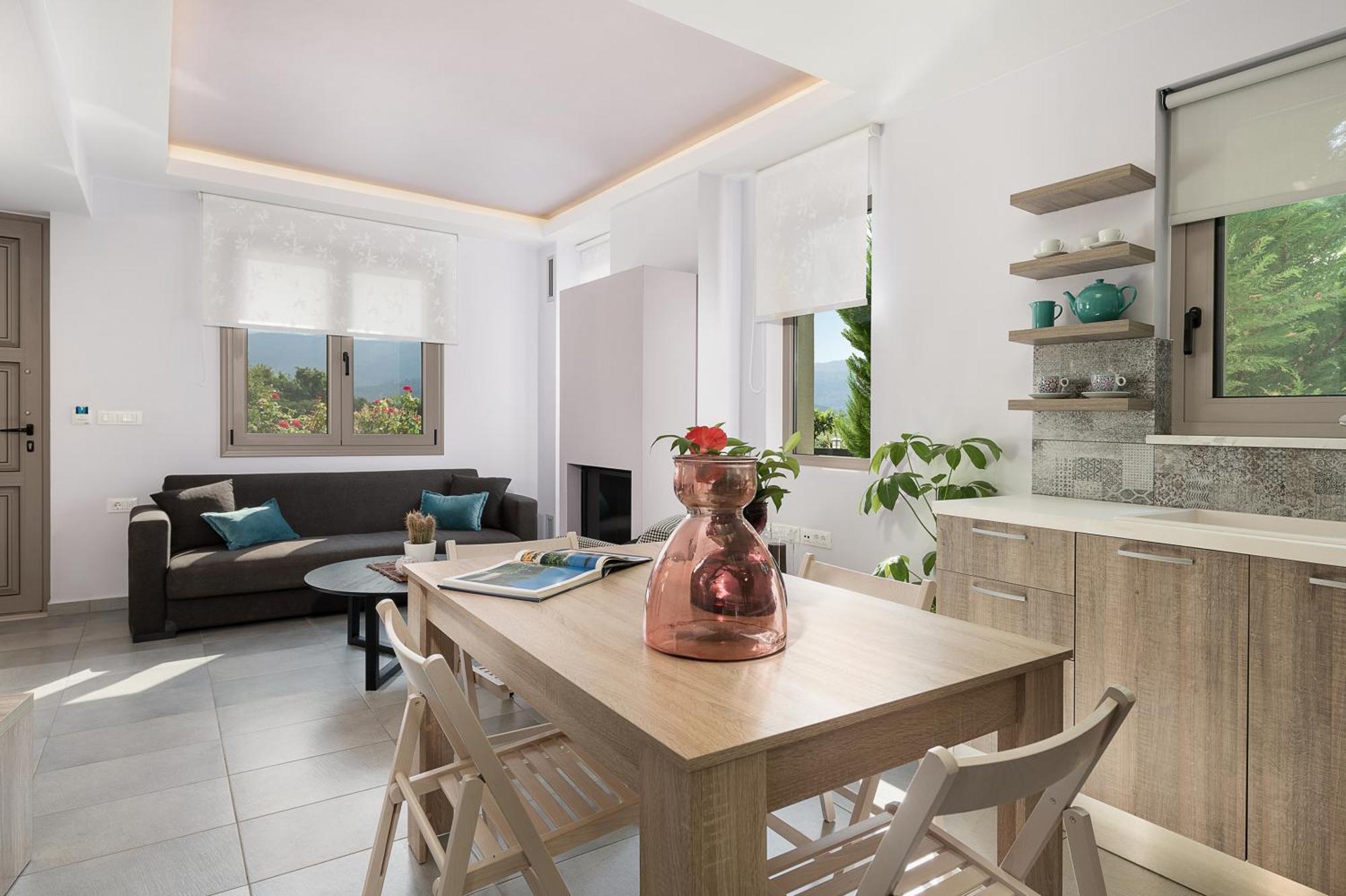 Villa Nature, Heated Pool Каливес Екстериор снимка